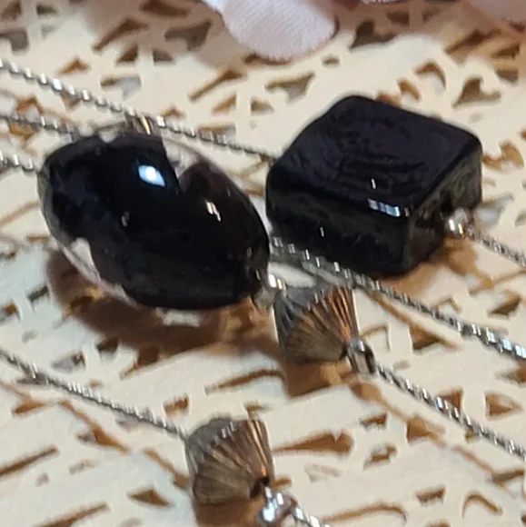 Glass BLACk Beads Necklace for sale - Picture 7 of 13